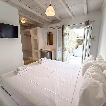 & Elia Mykonos